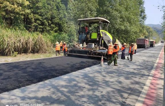 S223宜安路，油面攤鋪